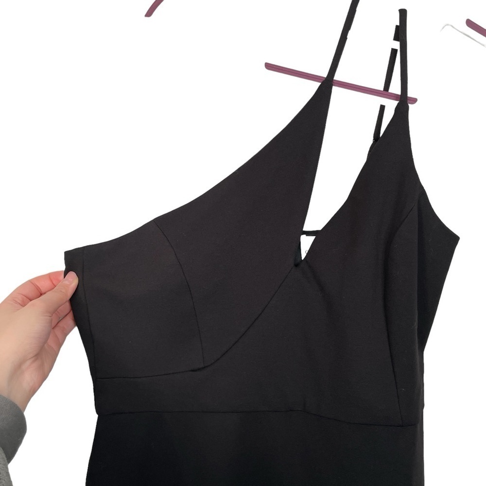 Chloe Kristyn Nicole Black Cutout One Shoulder Dress - Picture 5 of 11